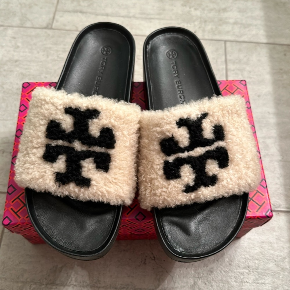 Tory Burch Double T Shearling Flatform Slides Size 8 genuine fur leather upper